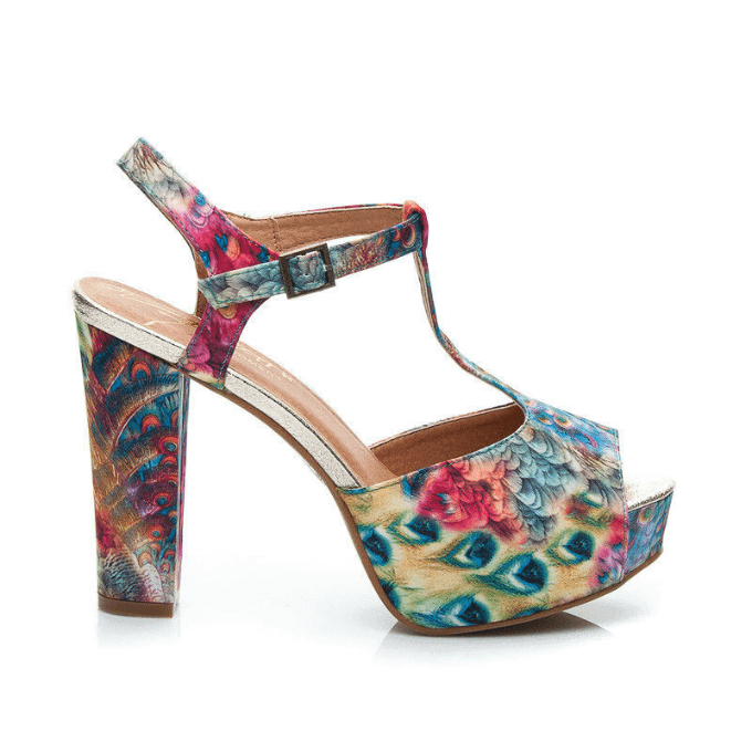 Barevné letní sandálky na casnaboty.cz