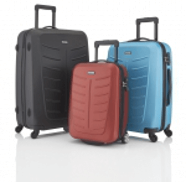 cerny modry a cerveny kufr