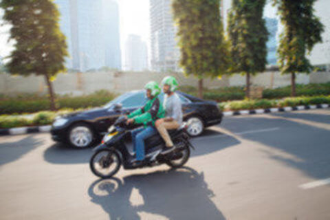 ”Go-Jek alternatif transportasi Gojek