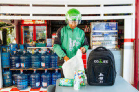 ”Go-Send” beragam kode promo Gojek