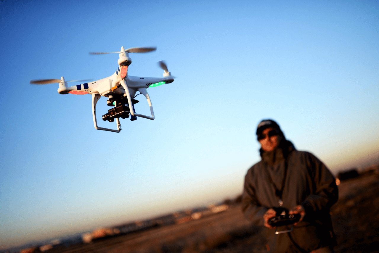 drone in volo