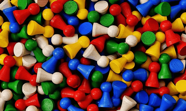 alunga plictiseala atunci cand vremea este urata noriel-jocuri-de-societate