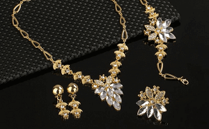 Set bijuterii set bijuterii