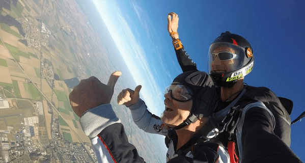 Исполняйте мечты вместе с Купикупон Прыжок с парашютом