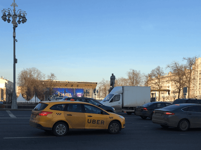 Такси Убер в Москве