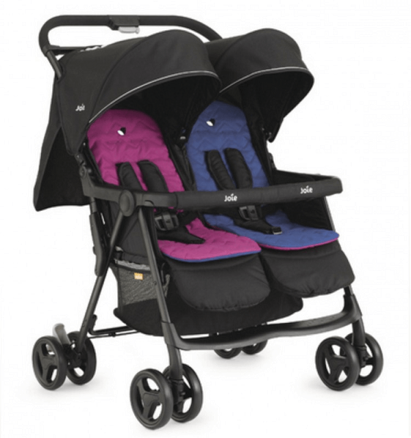 Vyberať si môžete zo širokej ponuky kočíkov, dvojičky neostanú ukrátené